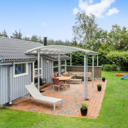 Albertina - 200m From The Sea In Ne Jutland By Interhome * Hals