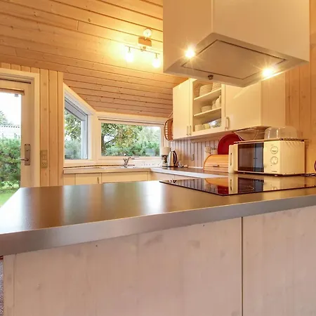 Albertina - 200m From The Sea By Interhome Feriehus Hals